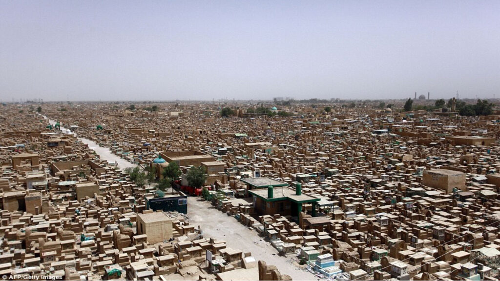 Wadi al-Salam la ciudad de los cinco millones de tumbas1920