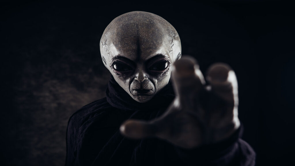 parece-que-al-otro-lado-los-que-nos-recibiran-son-los-extraterrestres-1920.jpg